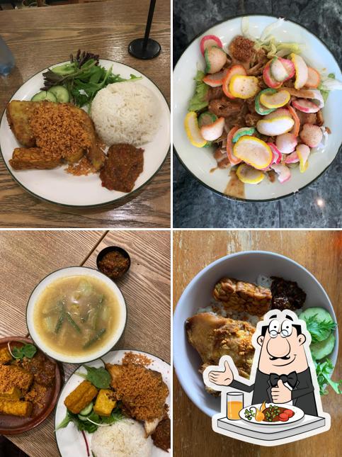 Ayam Penyet Ria