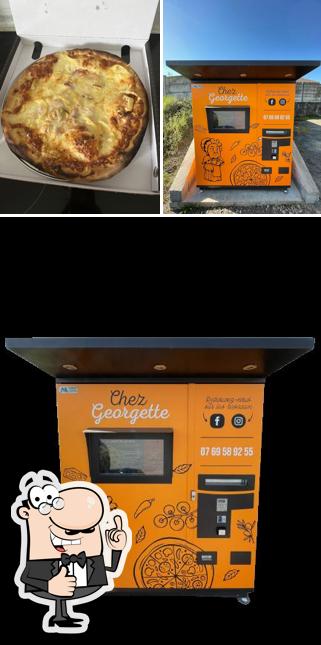 Chez Georgette (Distributeur à pizzas)