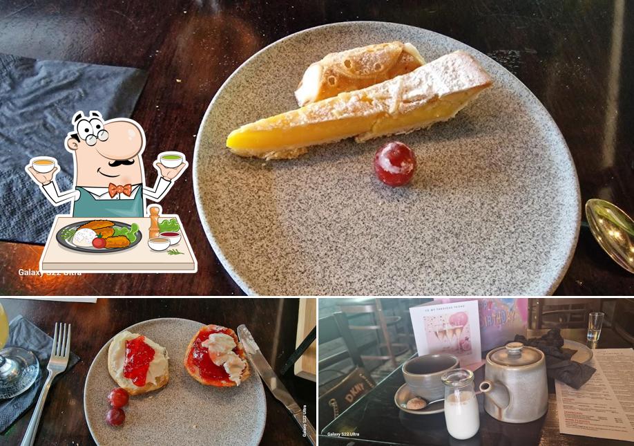 Simona's Reigate