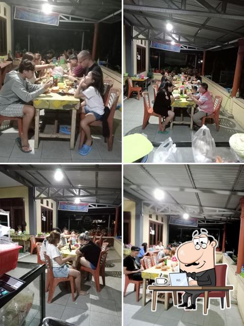 Warung bakso MAZBEWE