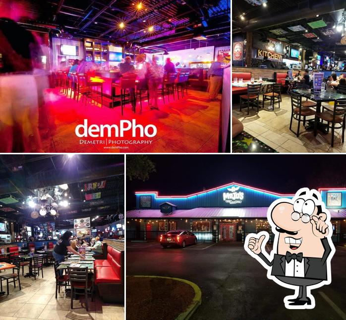 Mojo's-Food. Music. Soul. (Ocala Location)