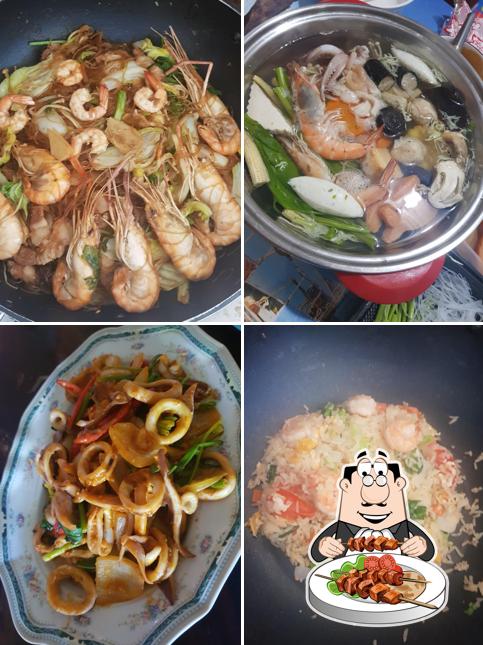 ข้าวฟ่างหมูกระทะ