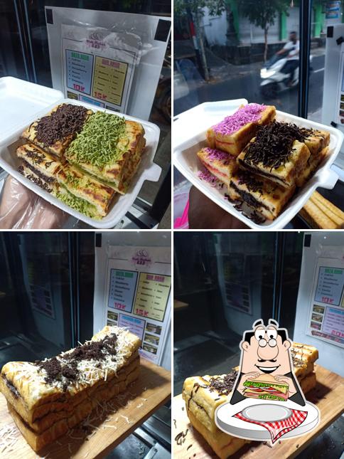 Roti Bakar 888