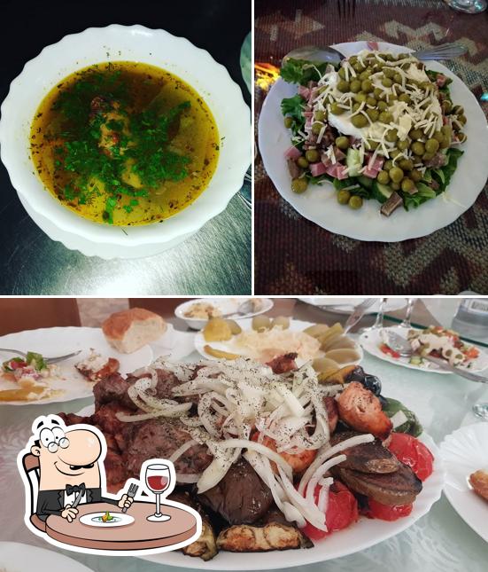 Блюда в "Кафе Каспий"