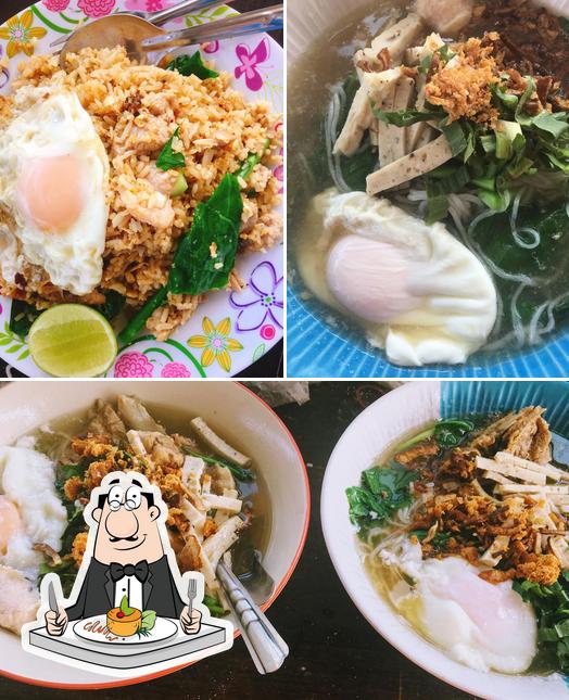 ร้านก๋วยจั๊บห้วยม่วง