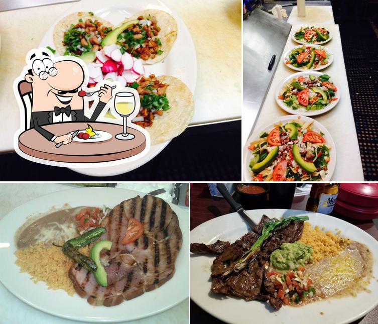 Los Agaves Bar and Grill