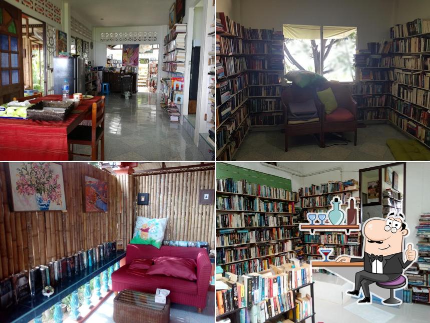 Usedbook Cafe & Sookjai Thai Food