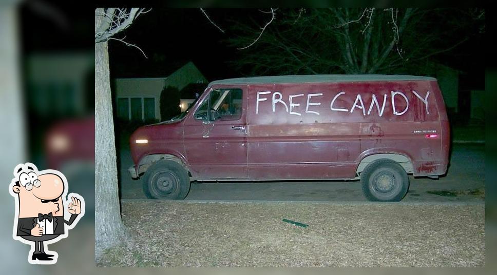 No Ragrets Tattoo Van