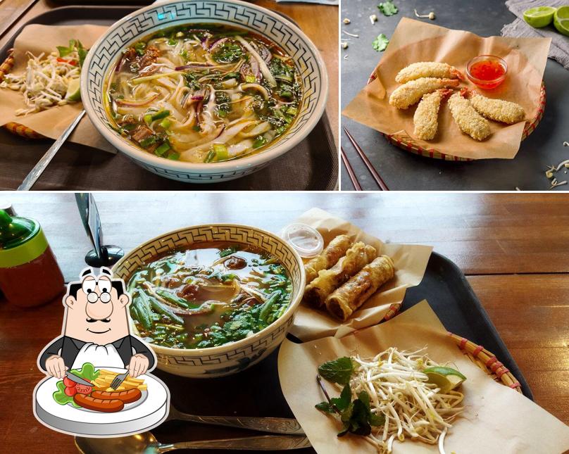 Блюда в "Pho Ngon"