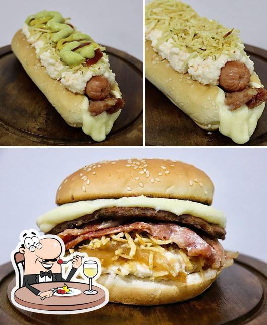 DMIPUEBLO HAMBURGUESAS Y PERROS