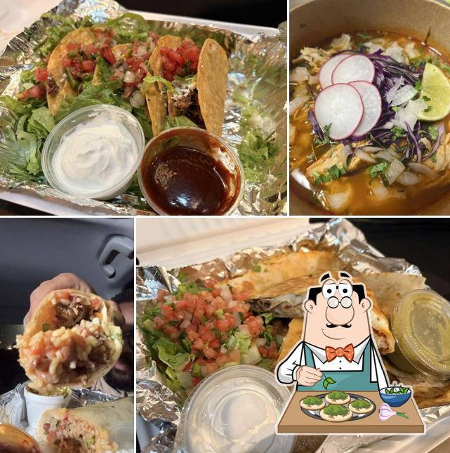 CUATRO TACOS