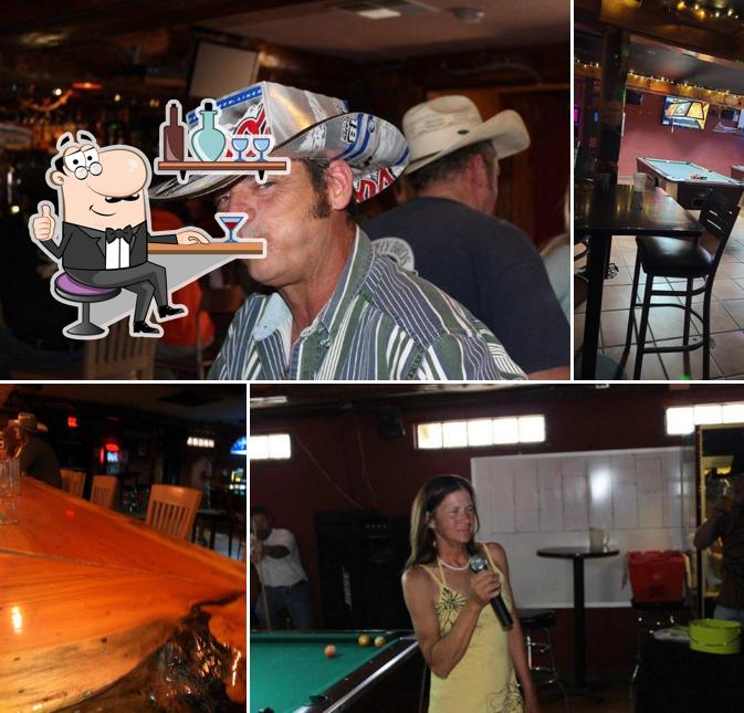 Rex's Saloon