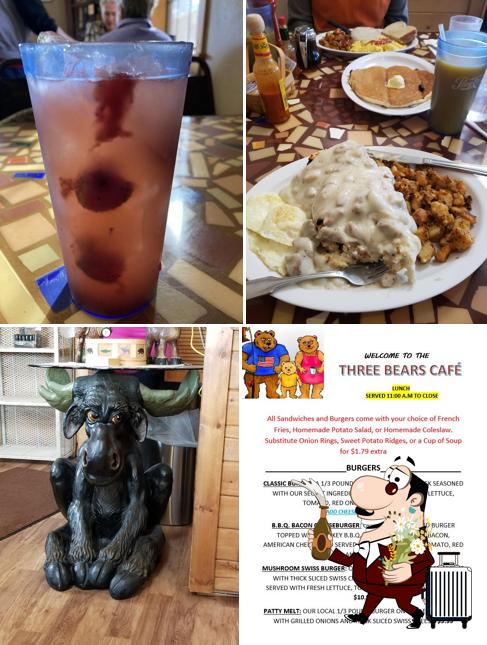 Three Bear's Cafe
