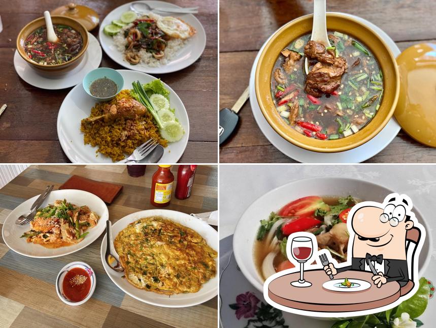Haji Saroj Muslim Thaifood (Halal Food)
