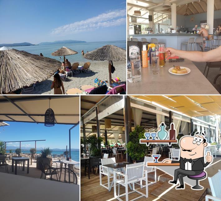 Kiani Akti Seaside bar