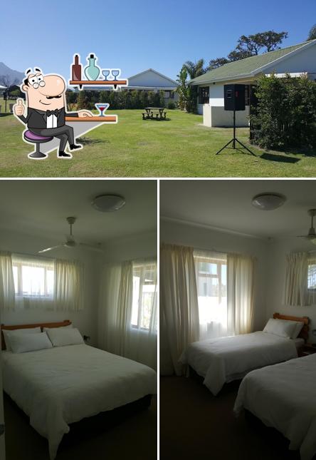 Deja Vu Equestrian Cottages & De Hoft Restaurant