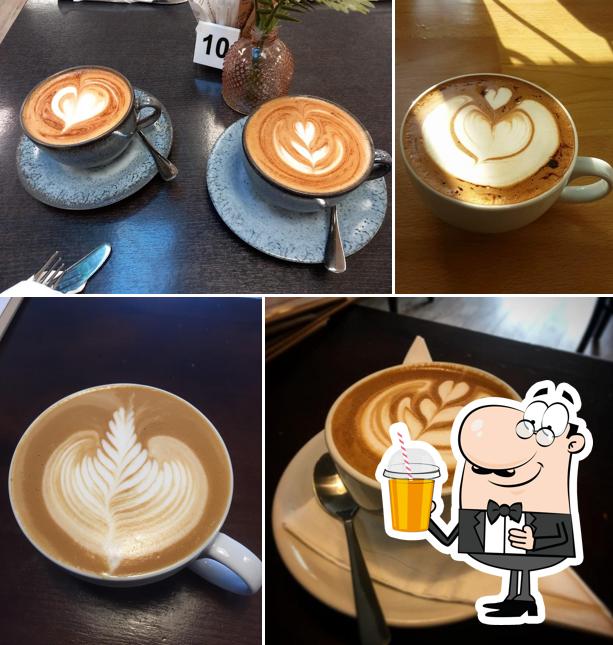 The Happy Cup Café