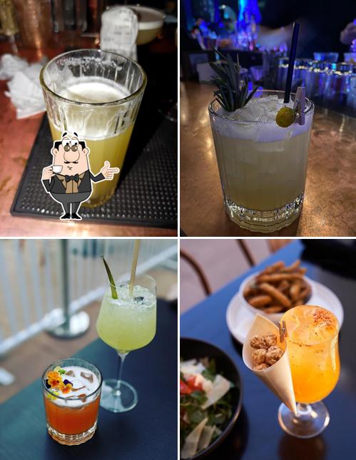 The Lobby Cocktail Lounge & Kitchen