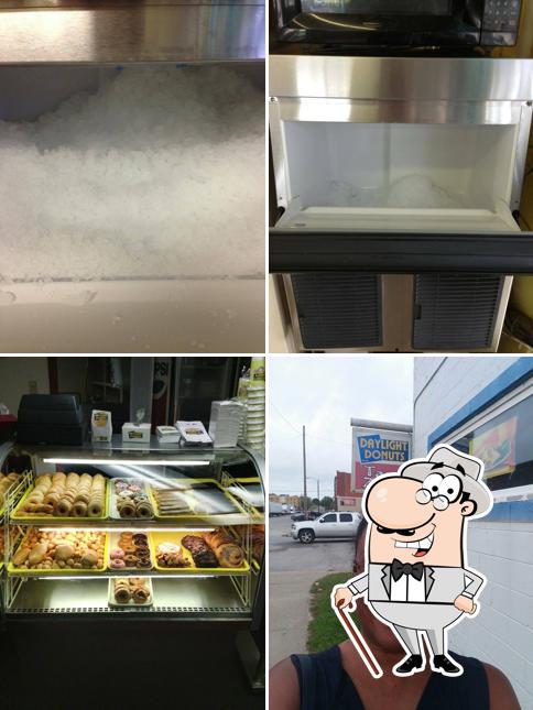 Daylight Donuts & Taco Zone