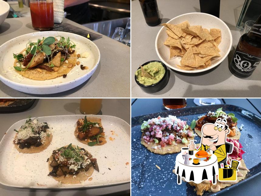 Estella Tacos Y Mezcal