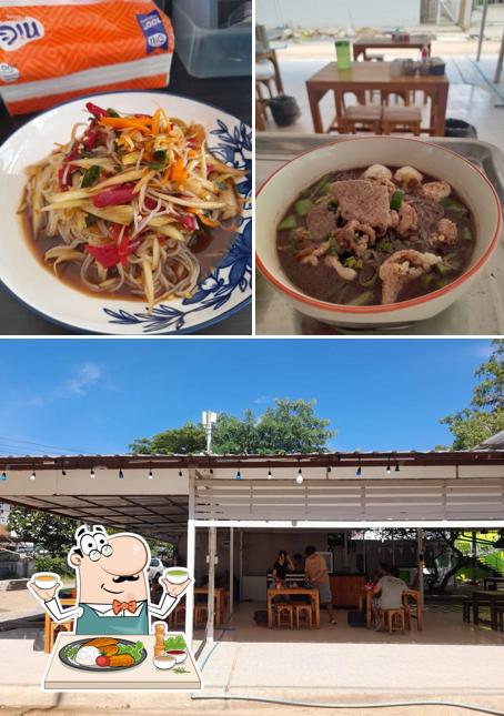 ก๋วยเตี๋ยวเรืออยุธยา เจ๊มด