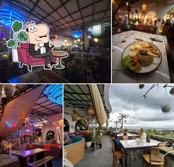 Cinta Langit Cafe, Resto, Homestay