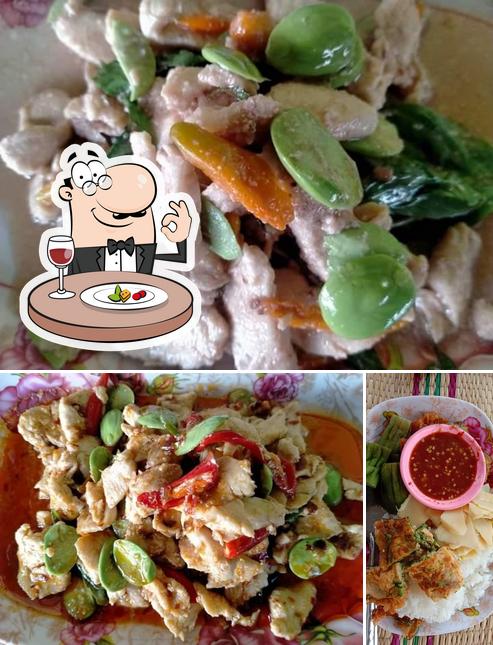 ข้าวแกงบุฟเฟ่ต์ 49 บาท