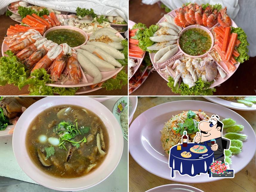 บุญเสริมโต๊ะจีน