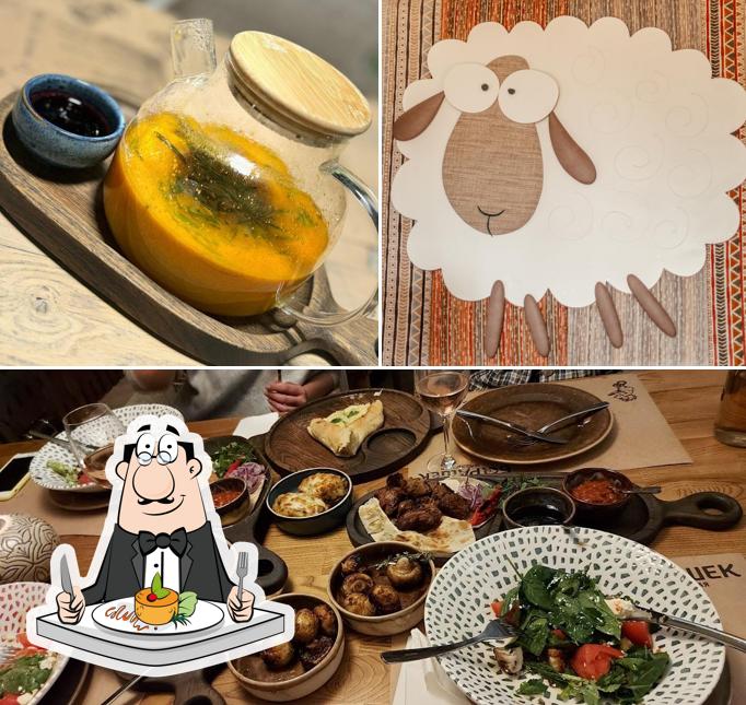 Еда в "Барашек"