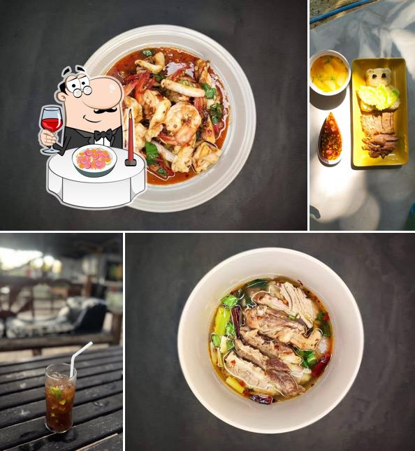 Monkey Shock Restaurant & Bar