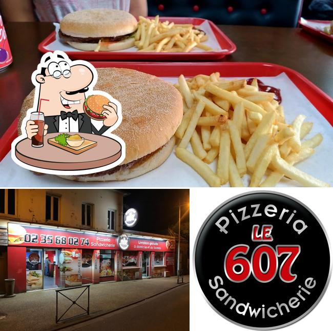 Le 607 Petit Couronne