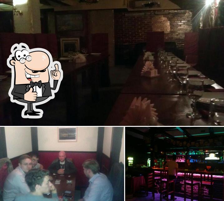 Salvadore DJ Bar