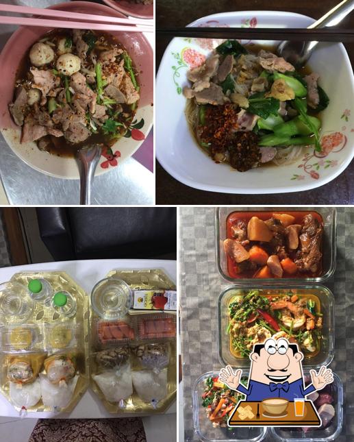 ครัวมดตะนอย, ครัวป้ารี