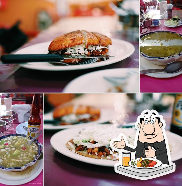 Antojitos Mexicanos Los Compás