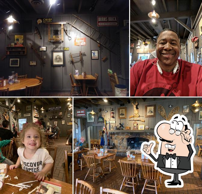 Cracker Barrel Old Country Store