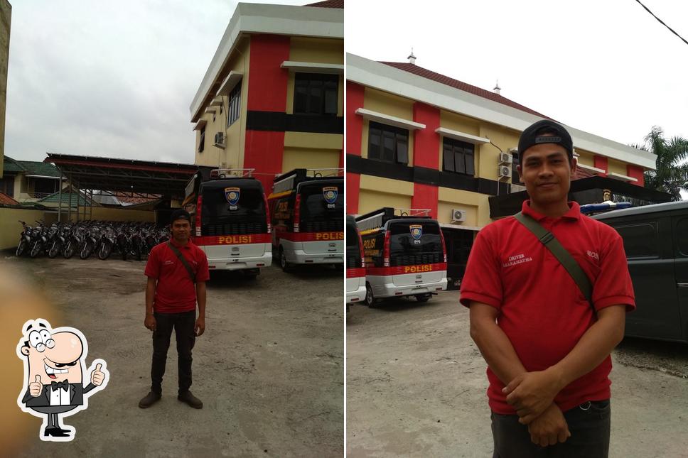 Model & Bakso Idaman