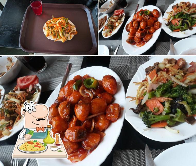 Еда в "MR.ДЖЕКИ, кафе"