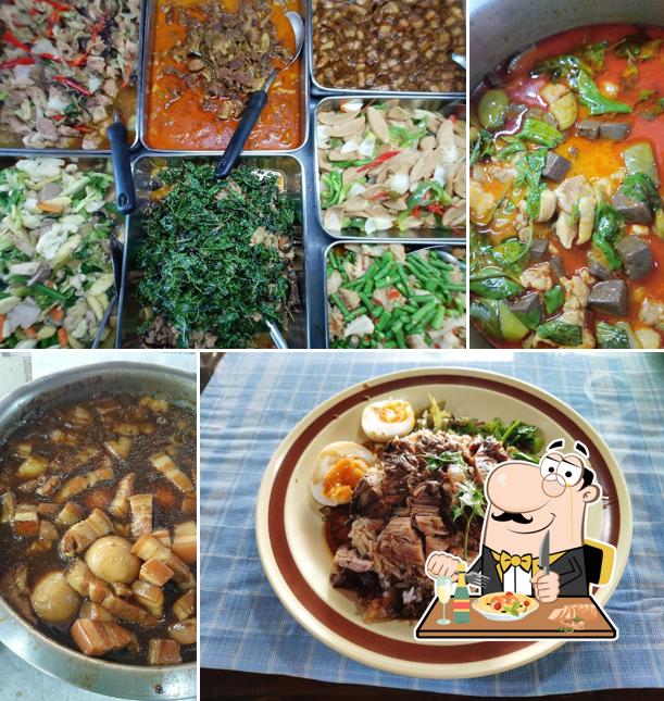 ร้านข้าวขาหมูพี่เต็ม