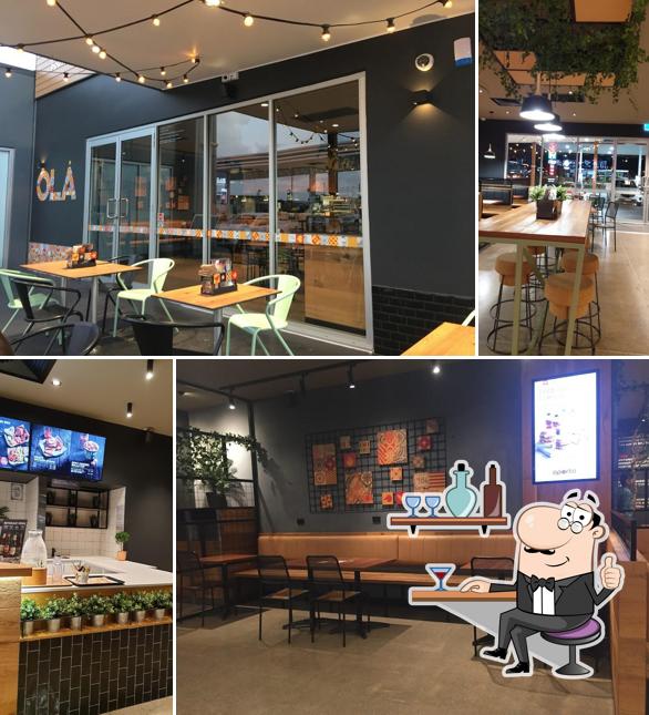 Oporto Rothwell Drive Thru
