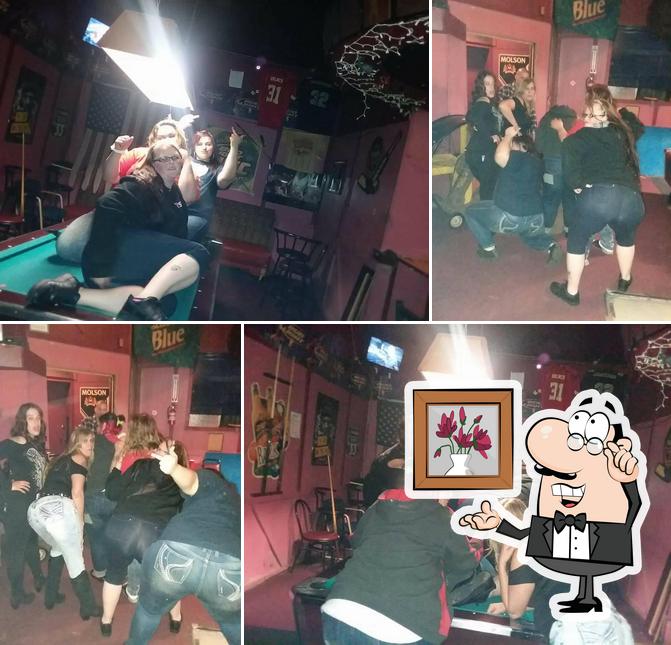 Xander's Ballpark Tavern