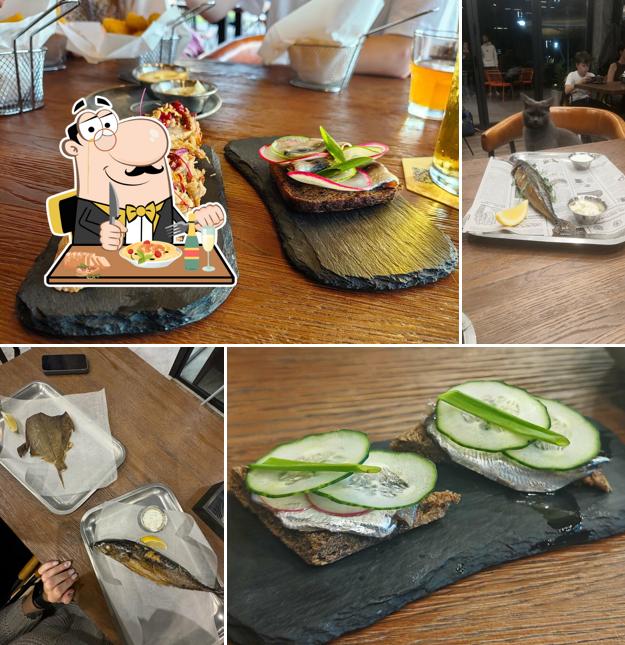 Сэндвич с рваной свининой в "Коптильный цех"