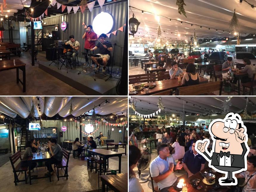 Friend ZONE Bar&restaurant