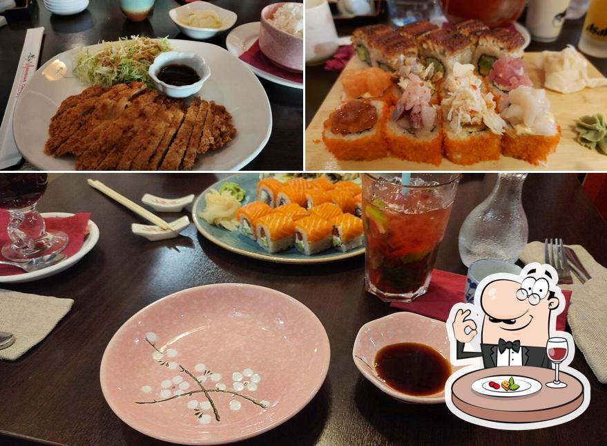 Еда в "Цветении сакуры"