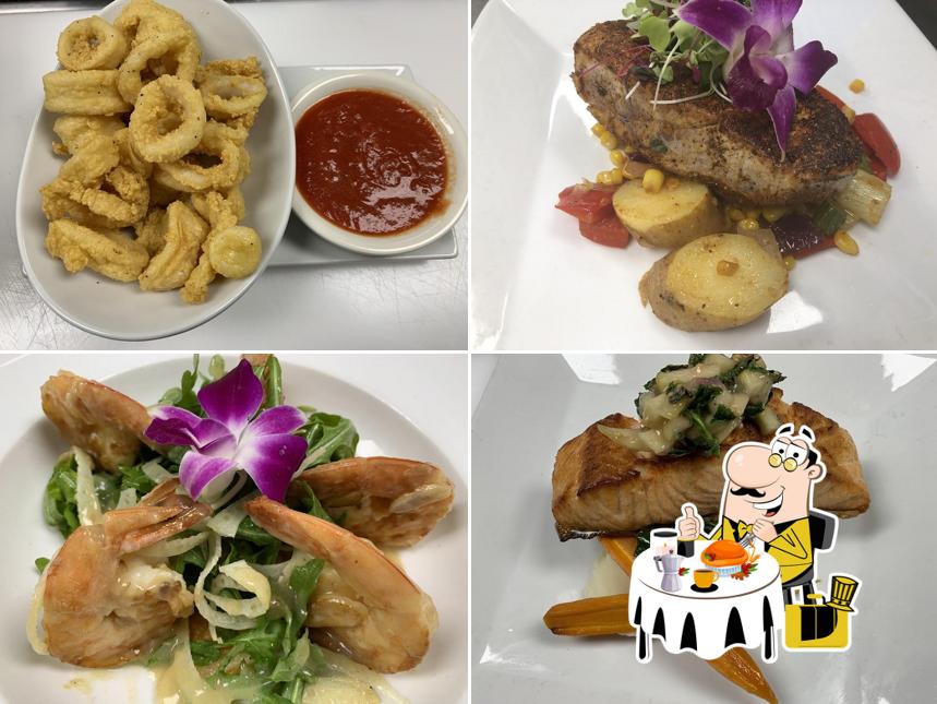 Mezza Luna Bistro