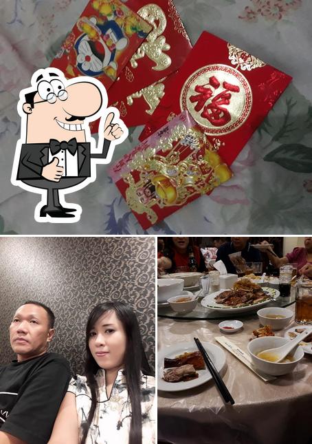 Rising Sun International Restaurant & Lounge