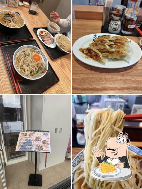 めん処 つるぎ 広久手広場店