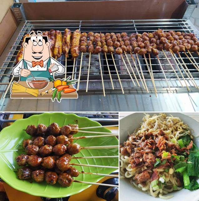 BAKSO PIRAMID CIBEBER