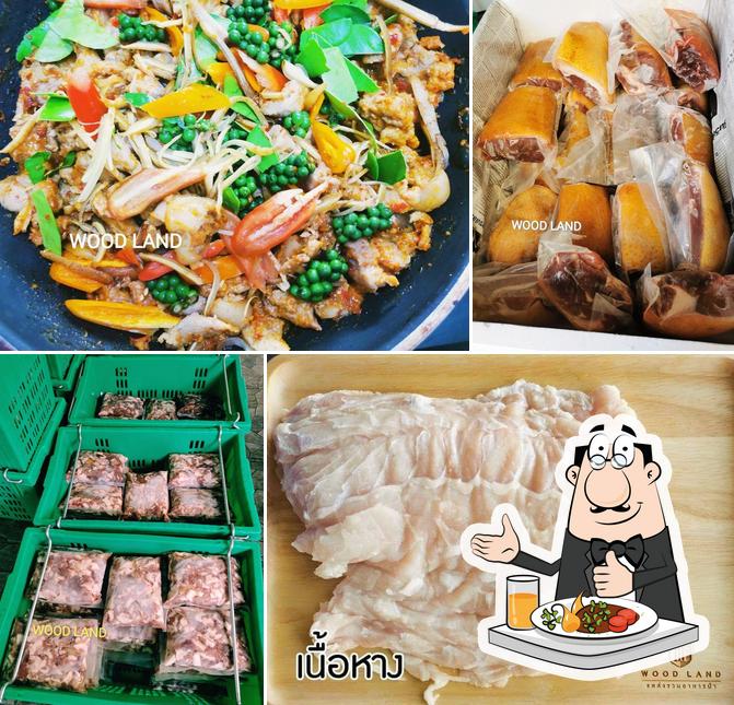 เนื้อจระเข้ จำหน่ายเนื้อจระเข้ สด แช่แข็ง WoodLand Sena