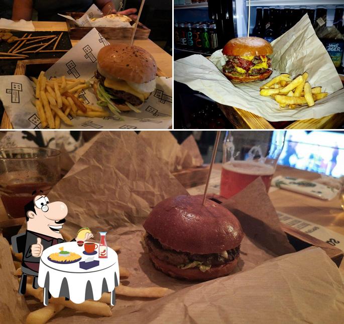 Побалуйте себя гамбургером в "Гараже"