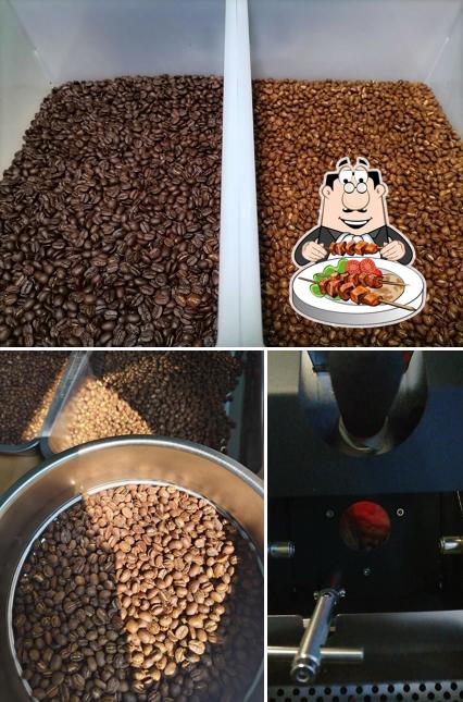โรงคั่วกาแฟ FARCH Roastery ฟาร์ช โรสเทอรี่